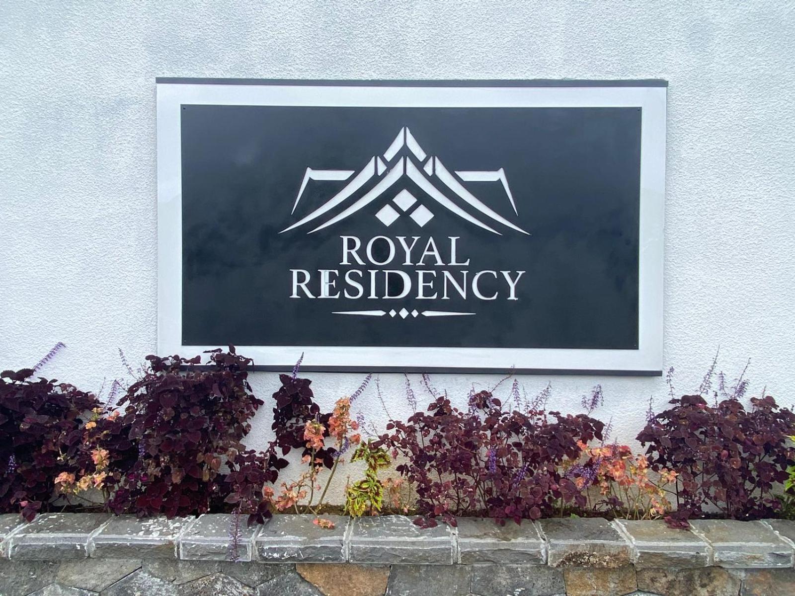 Royal Residency Hotel Plaine Magnien Exterior photo